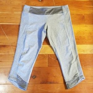 Lululemon capris